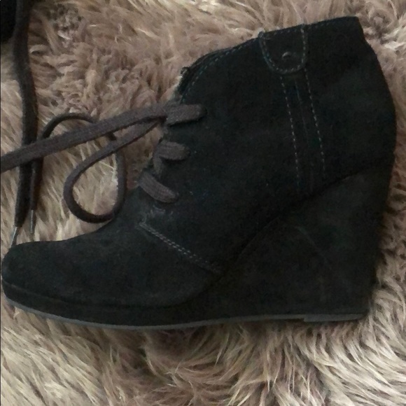 Dolce Vita Wedges - Picture 3 of 7